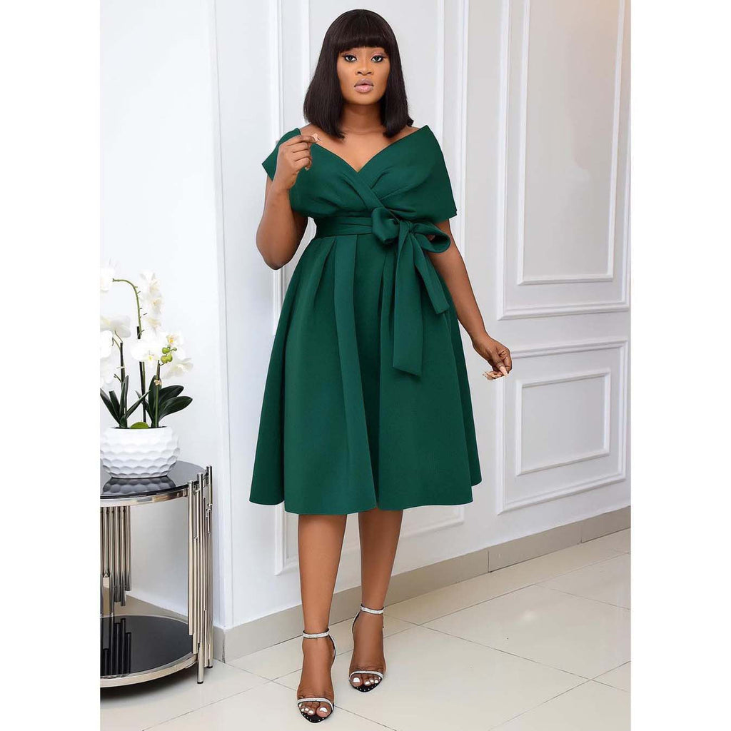 Sculpted Off-Shoulder Midi Dress with Tailored Fit