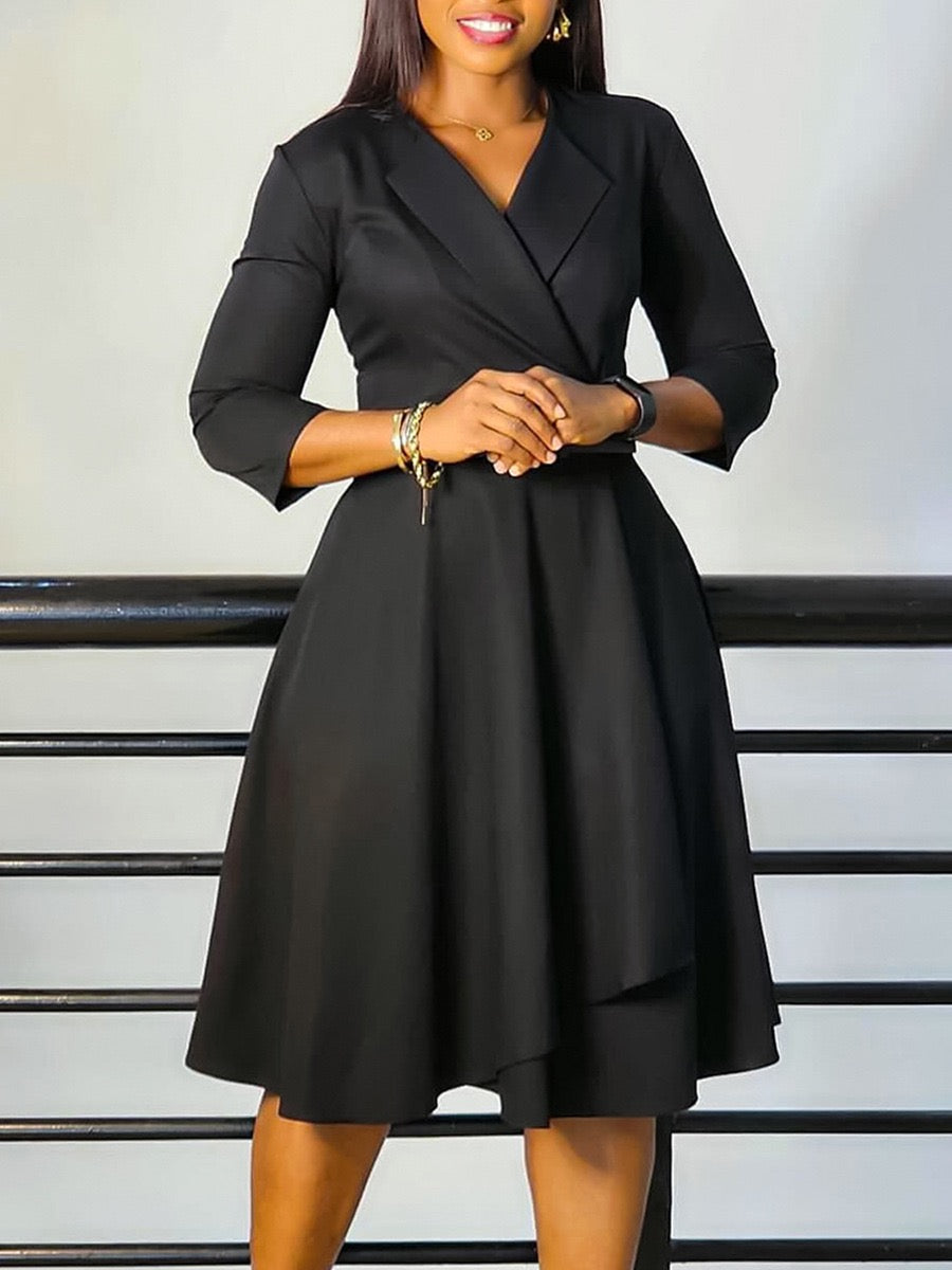Elegant Tailored Midi Dress with Waist Belt