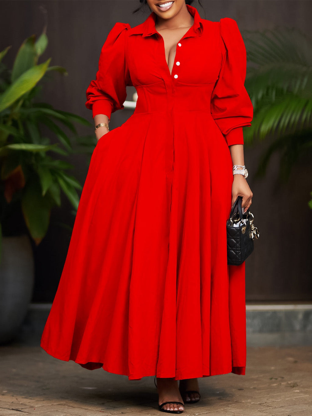 Elegant Buttoned Maxi Dress with Defined Silhouette