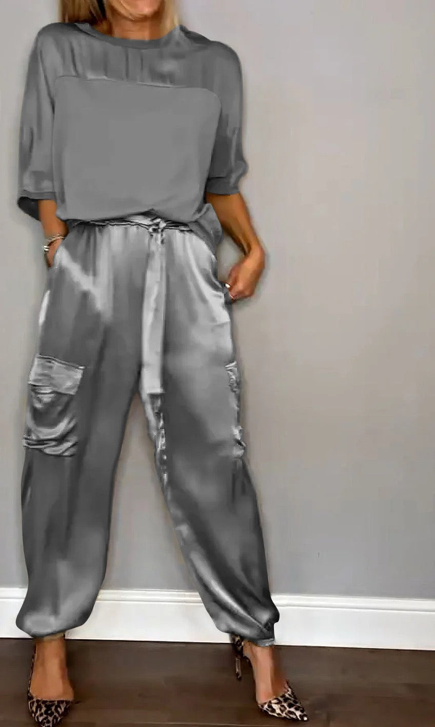 Modern Chic Belted Relaxed Jumpsuit