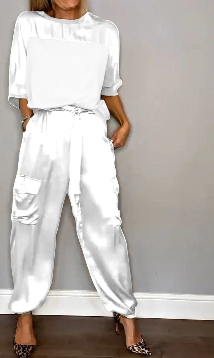 Modern Chic Belted Relaxed Jumpsuit